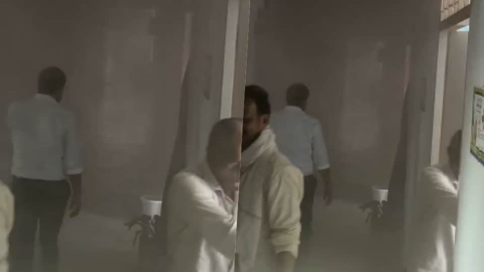 Fire breaks out in an electric panel at Ghaziabad's Vikas Bhawan