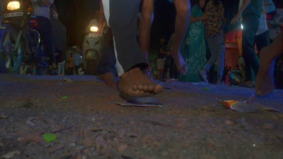 Devotees Walk Barefoot, Exposing Civic Negligence: Fresh Road Patchwork Crumbles Along Agra Parikrama Route