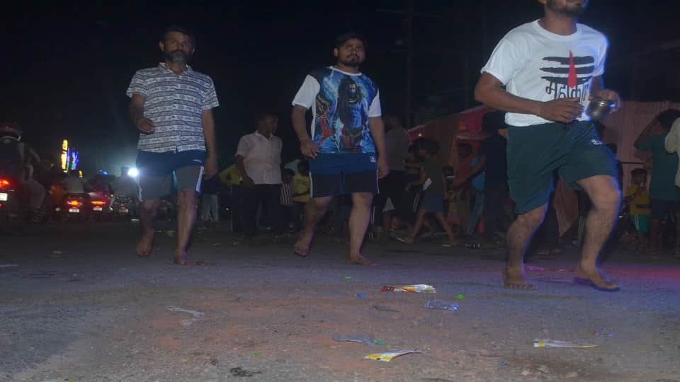 Devotees Walk Barefoot, Exposing Civic Negligence: Fresh Road Patchwork Crumbles Along Agra Parikrama Route