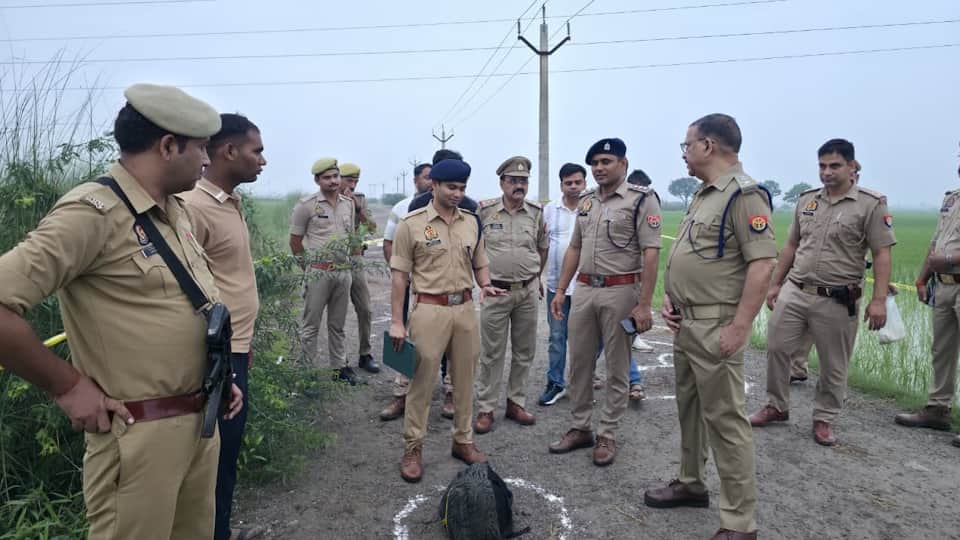 Kanpur Murder Loot Case Mumtaz murder by cousin and his associates due to a personal enmity