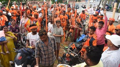 Kanwar Photo 2026: wave of faith surged in Moradabad temples, Jatayu drones showering flowers on Kanwariyas