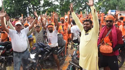 Kanwar Photo 2026: wave of faith surged in Moradabad temples, Jatayu drones showering flowers on Kanwariyas