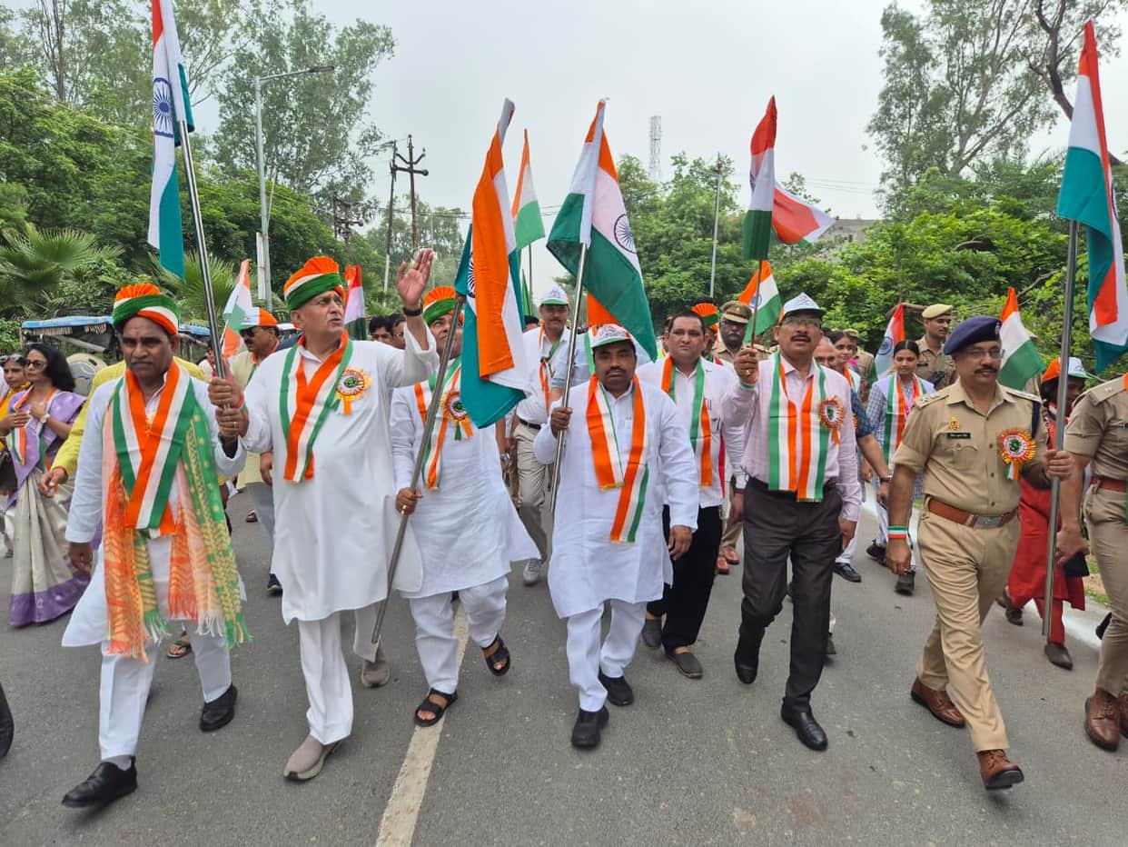 Tricolour in Hands, Vande Mataram on Lips; Thousands Join Grand Tiranga Yatra in Orai