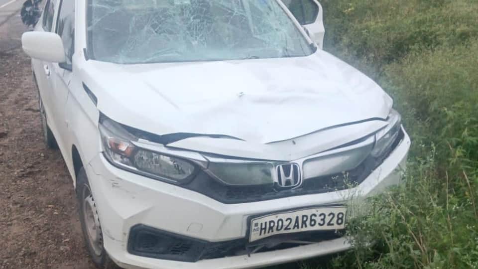 Accident in Panchkula Car hits two Kanwariyas both injured