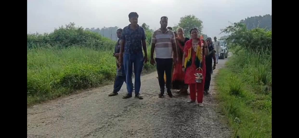 Arduous journey to Nandeshwar Dham 500-meter stretch of asphalt road destroyed