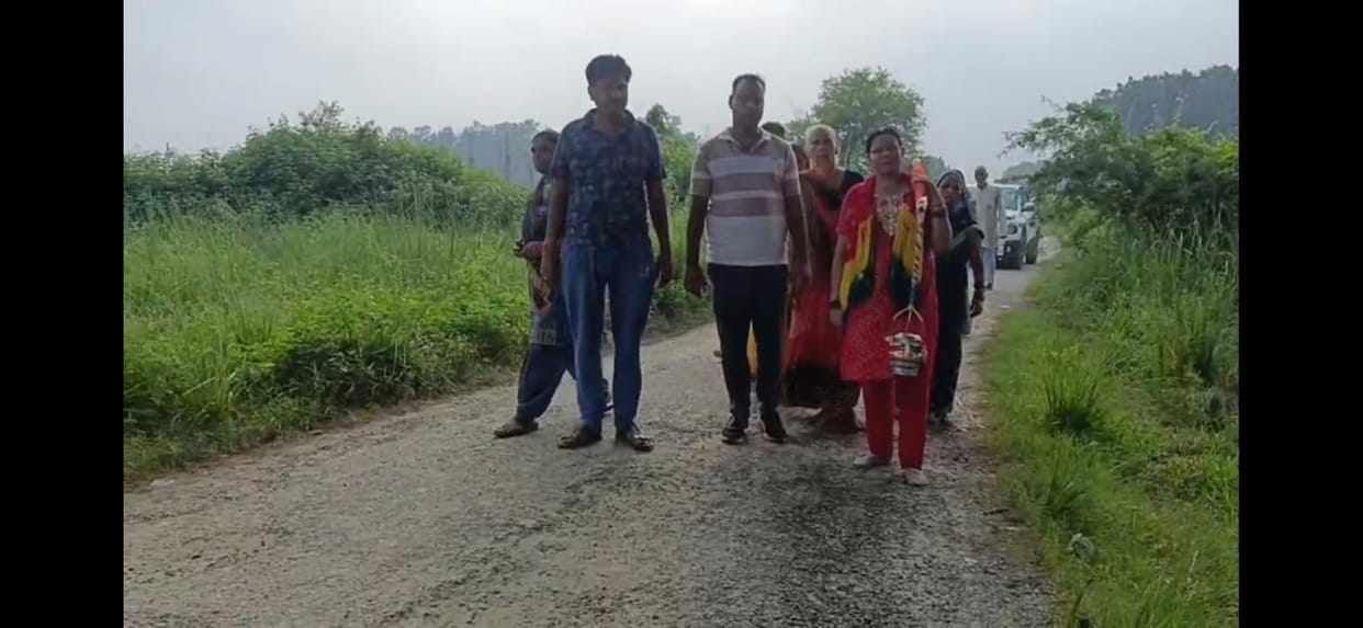 Arduous journey to Nandeshwar Dham 500-meter stretch of asphalt road destroyed