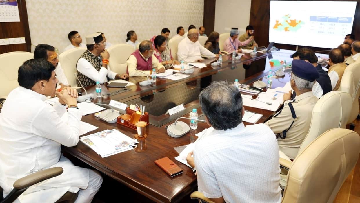 MP News: Madhya Pradesh records 15% less rainfall than average; reservoirs at 49% capacity; CM issues instruct