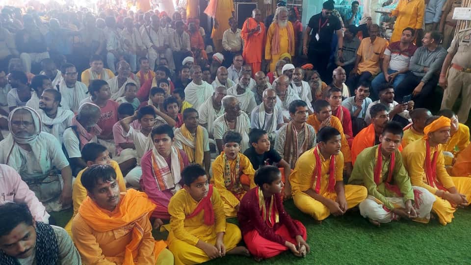 Shri Krishna Janmabhoomi call for kar seva rises again from land of Braj After Ayodhya