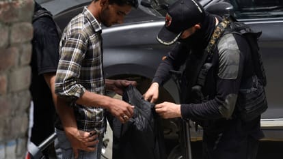 Tight security in Kashmir ahead of Independence Day celebrations Srinagar