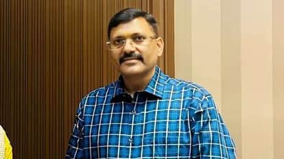 आईएएस अधिकारी आंजनेय कुमार सिंह