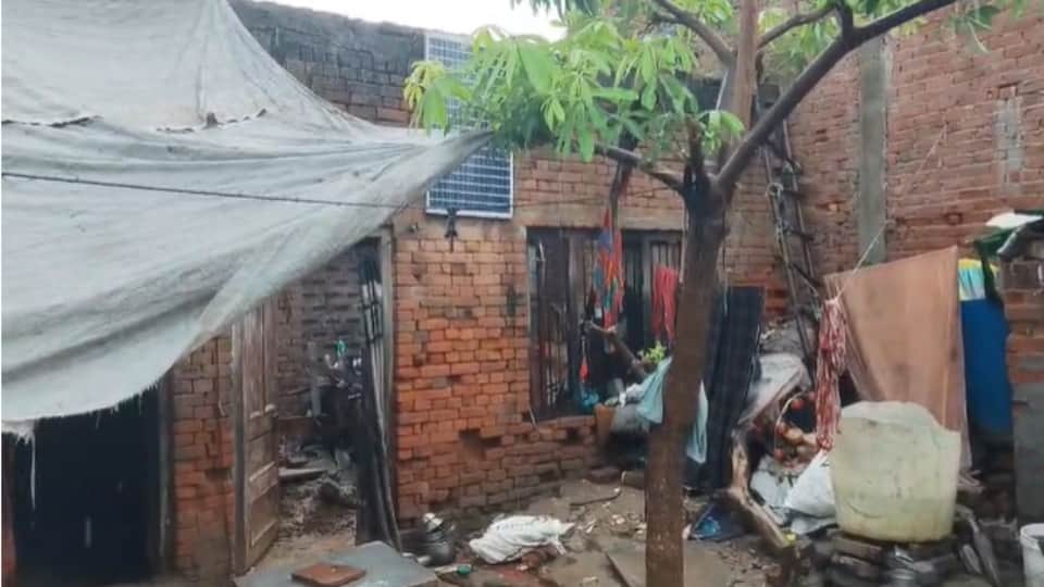 Meerut Rain Havoc: Dilapidated House Roof Collapses, 80-Year-Old Woman Dies
