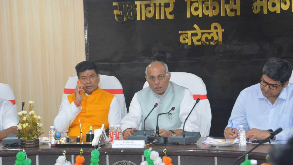 51 cow shelters in Bareilly to be closed large cow shelter to be built in Aonla