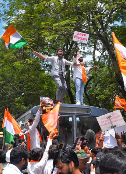 jharkhand-ranchi-abvp-assembly-march-exam-irregularities-manay-workers-detained
