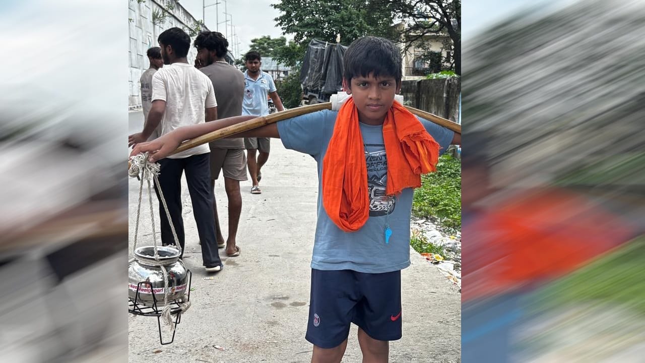 Gen Z Kanwar Yatra in Haridwar New Age Kanwariyas Embrace Faith  Discipline and Tradition Uttarakhand