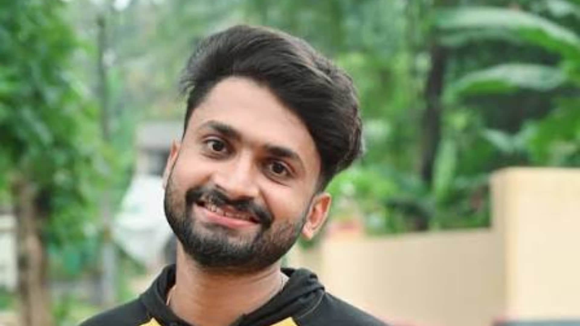 Who Is Akhil NRD whos wife Megha Allegedly Eloped With A Bus Conductor know about Malayalam actor