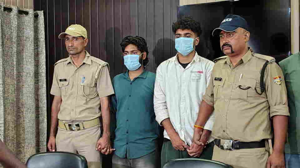 ऑपरेशन प्रहार: वाहन चोर गिरोह का पर्दाफाश; दो आरोपी गिरफ्तार, 13 दोपहिया बरामद, रेकी के बाद करते थे चोरी