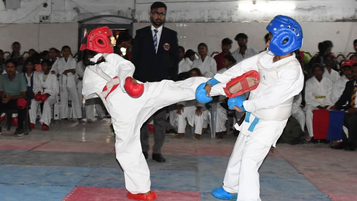 Sports 279 athletes weighed in for school karate girls won bouts by landing kicks in Varanasi