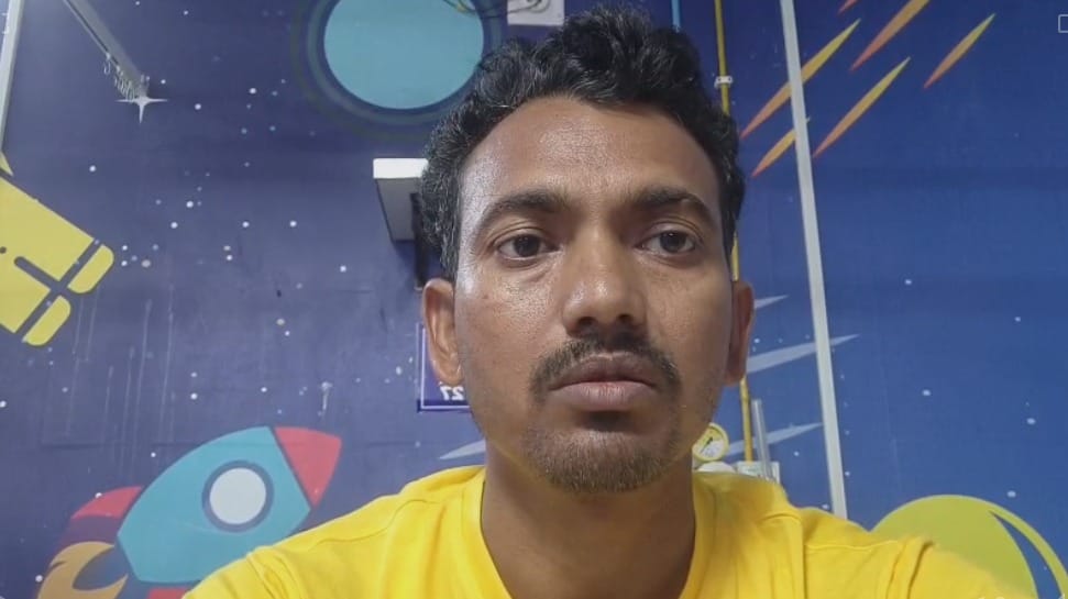 झारखंड परीक्षा विवाद: भूख हड़ताल पर बैठे 4 छात्रों की हालत स्थिर, राहुल क्रांति बोले- CBI जांच तक चलेगा आंदोलन