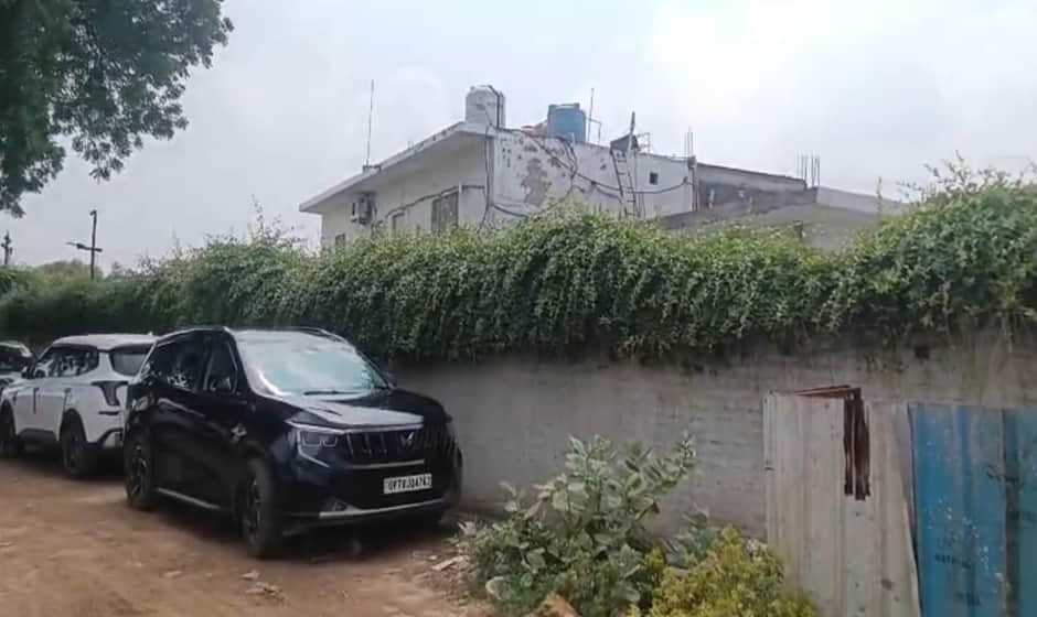 UP: SGST raids firm supplying defense products; crores in cash found, Income Tax Department team summoned