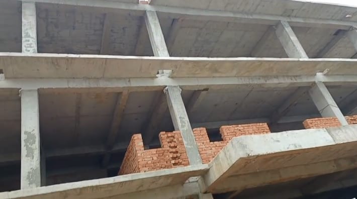 Kanpur Construction of diagnostic hub at Hallet has stalled work stuck for three months due to lack of funds