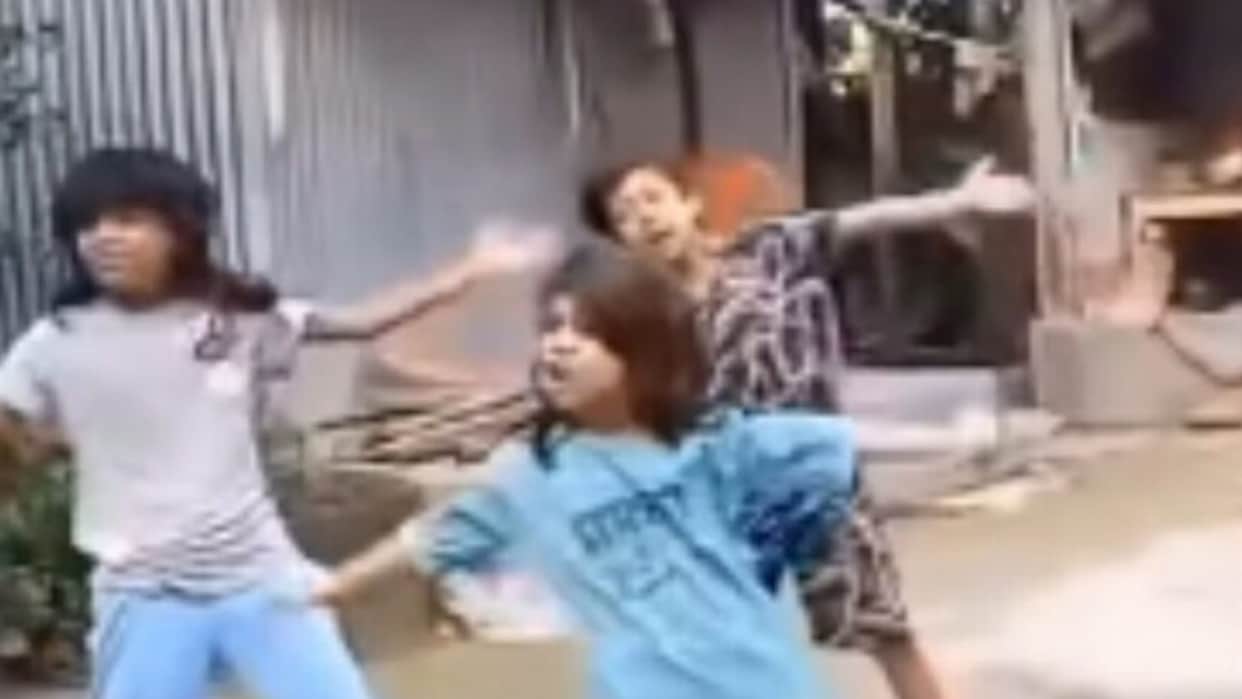 Dance Viral Video assam village kids viral dance video mujhse shadi karogi