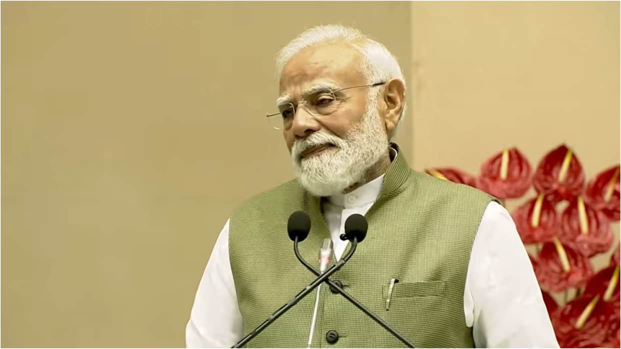 pm modi release former president ramnath kovind autobiography remember his mother
