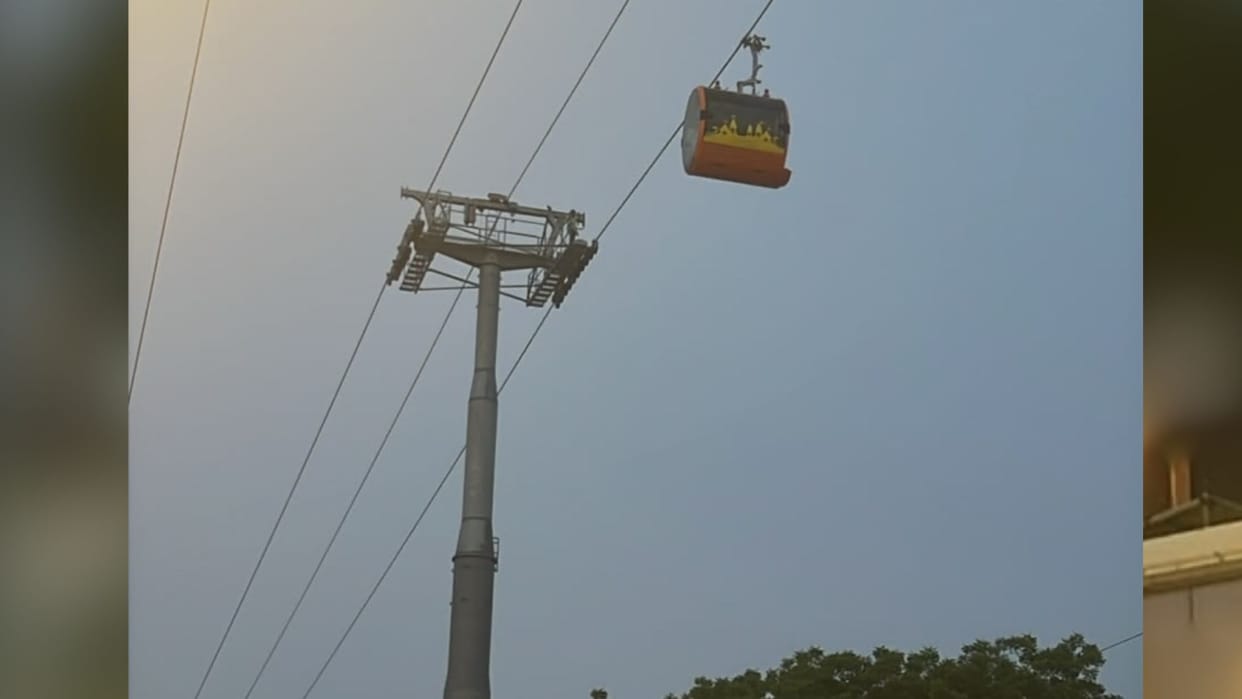 Testing trial for ropeway between Rath Yatra and Girja Ghar has begun in varanasi