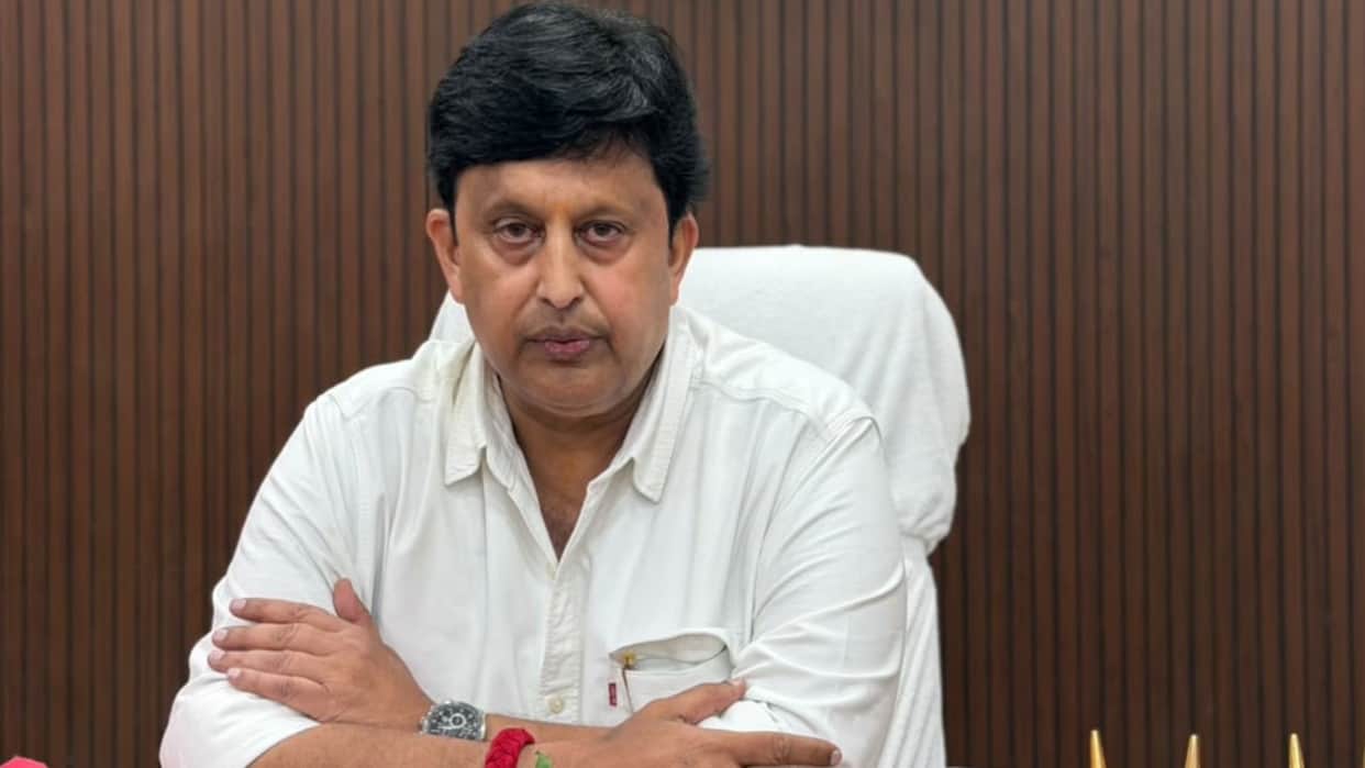 CMO Dr. Mukesh Kumar removed from his post in Varanasi day earlier suspended