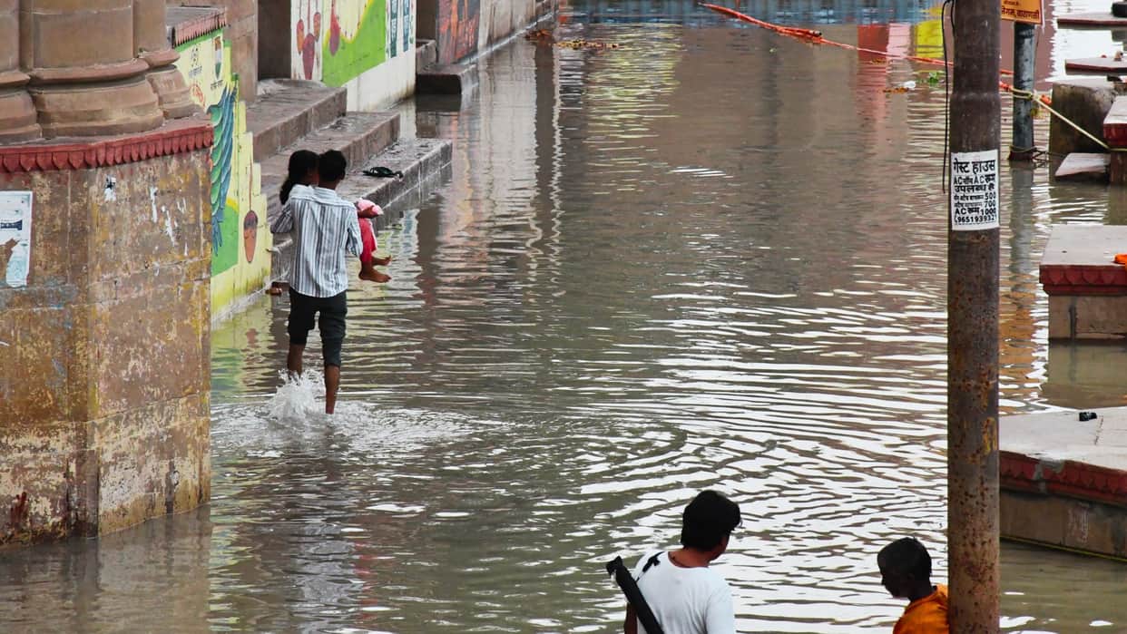 Ganga water level drops by 17 cm due to lack of rain path from one ghat to another closed in varanasi