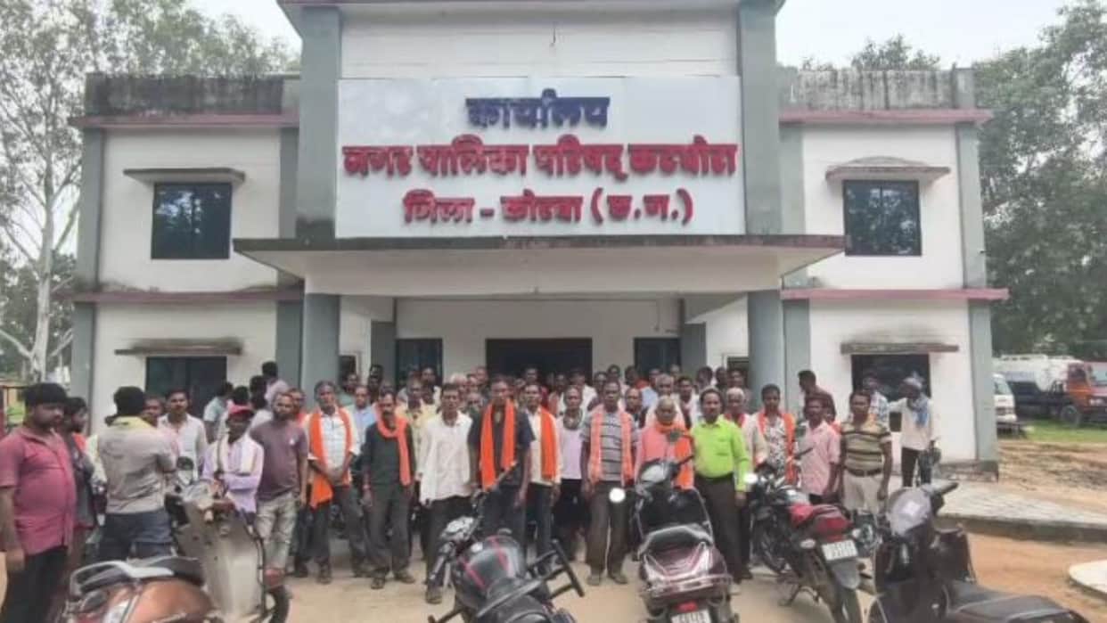 katghora-jurali-stray-cattle-crop-damage-farmers-protest-korba