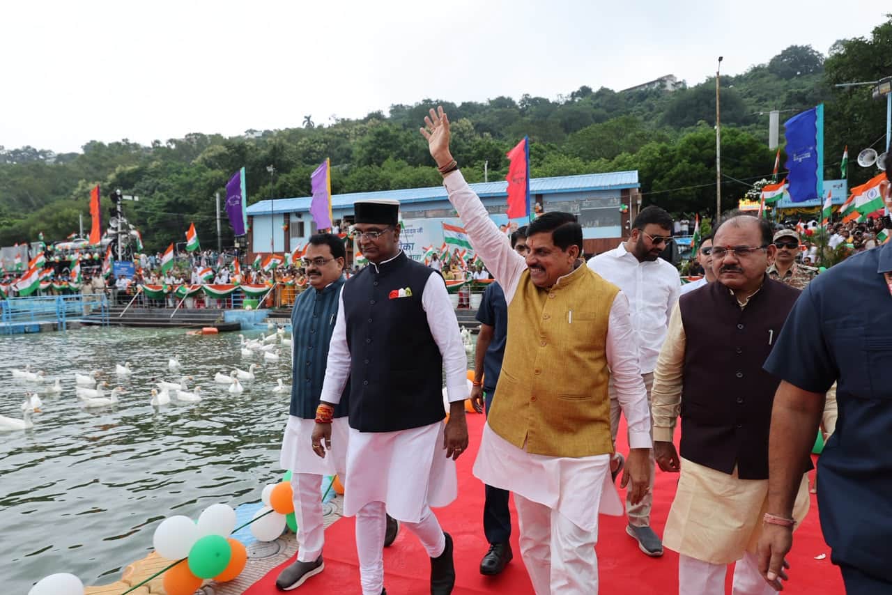 MP News: Bada Talab becomes a hub of patriotism; amidst the 'Tiranga Yatra', CM announces that the UCC will so