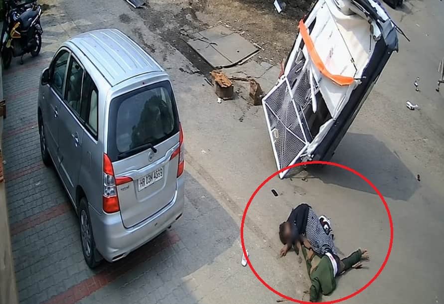 Crane overturns in Panchkula two people die after falling from fourth floor along with generator