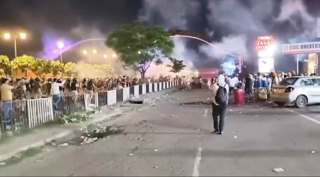 Clash in Ambala Protesters adamant on release of those who attacked Sikh leader