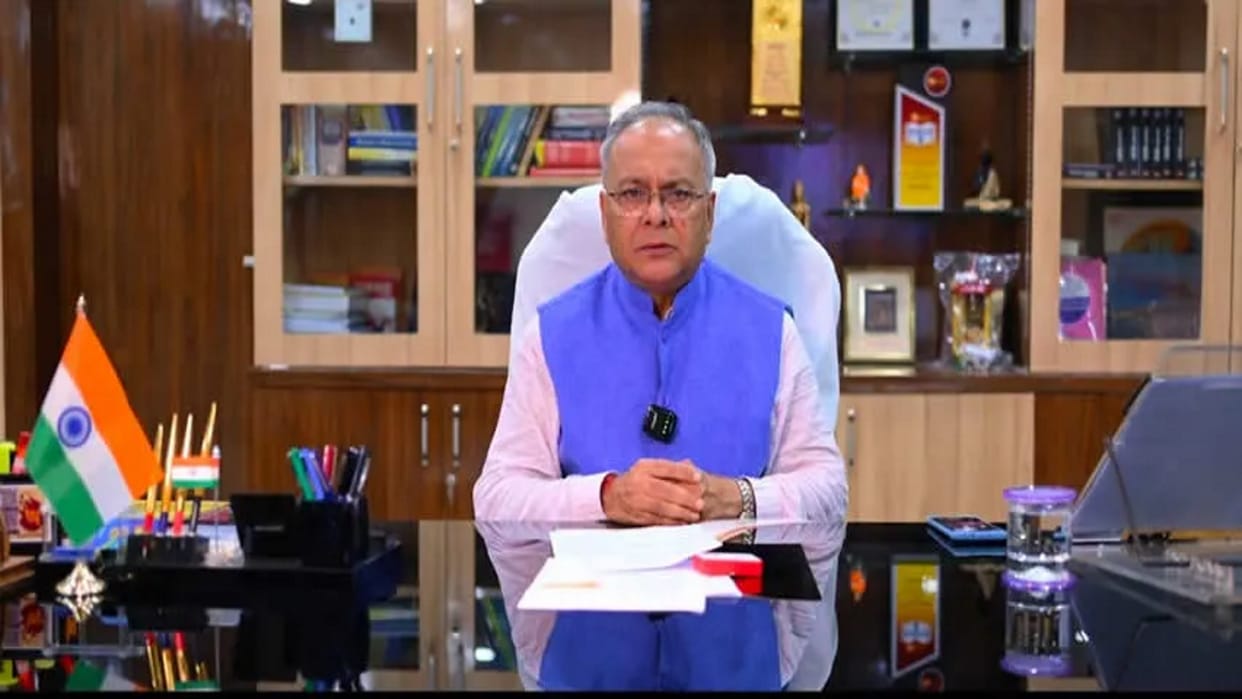 UPRTOU: Open University Vice-Chancellor Prof. Satyakam resigns.