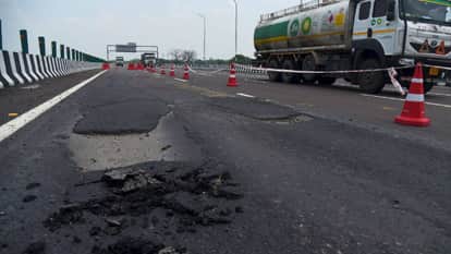 UP: Lucknow-Kanpur Expressway in bad shape; 64 potholes found over a 63-km stretch—see the full picture.