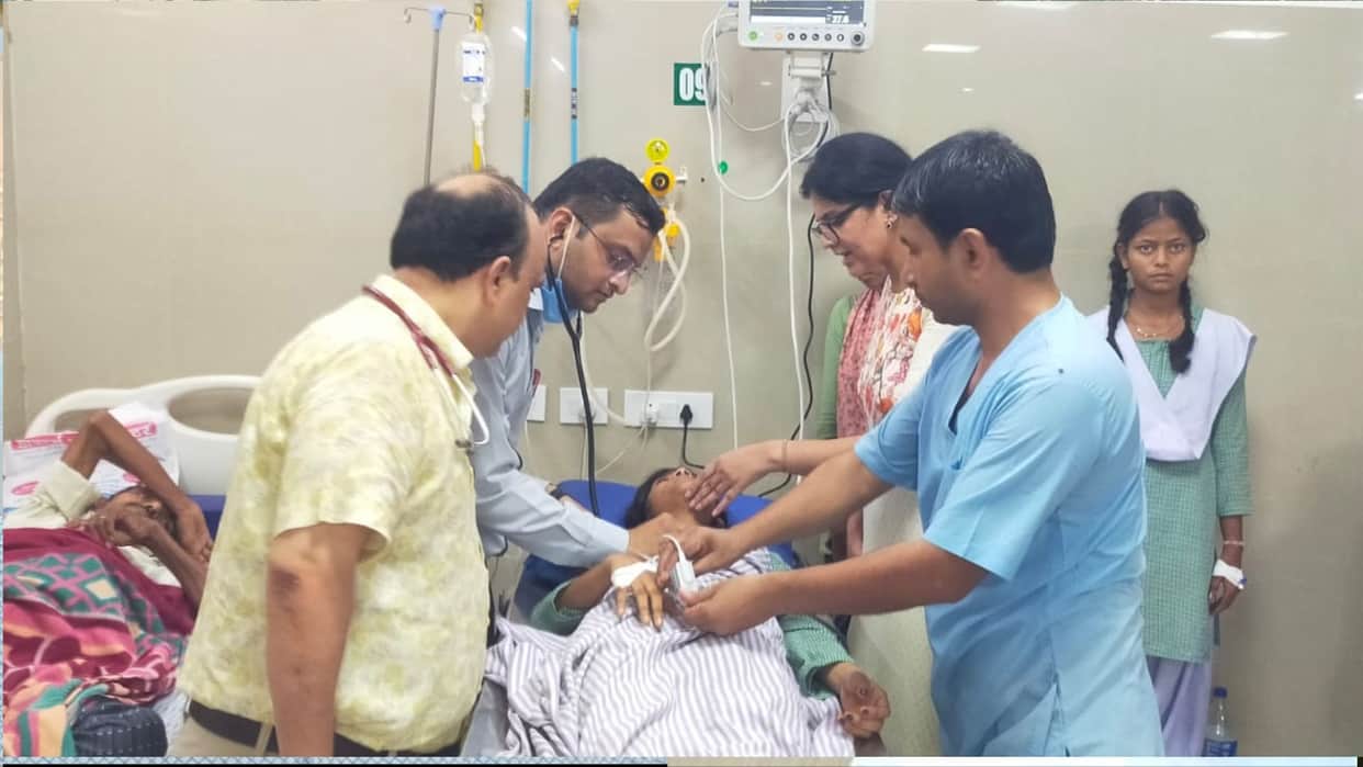 Female students fall ill after participating in the Tiranga Yatra in Deoria.