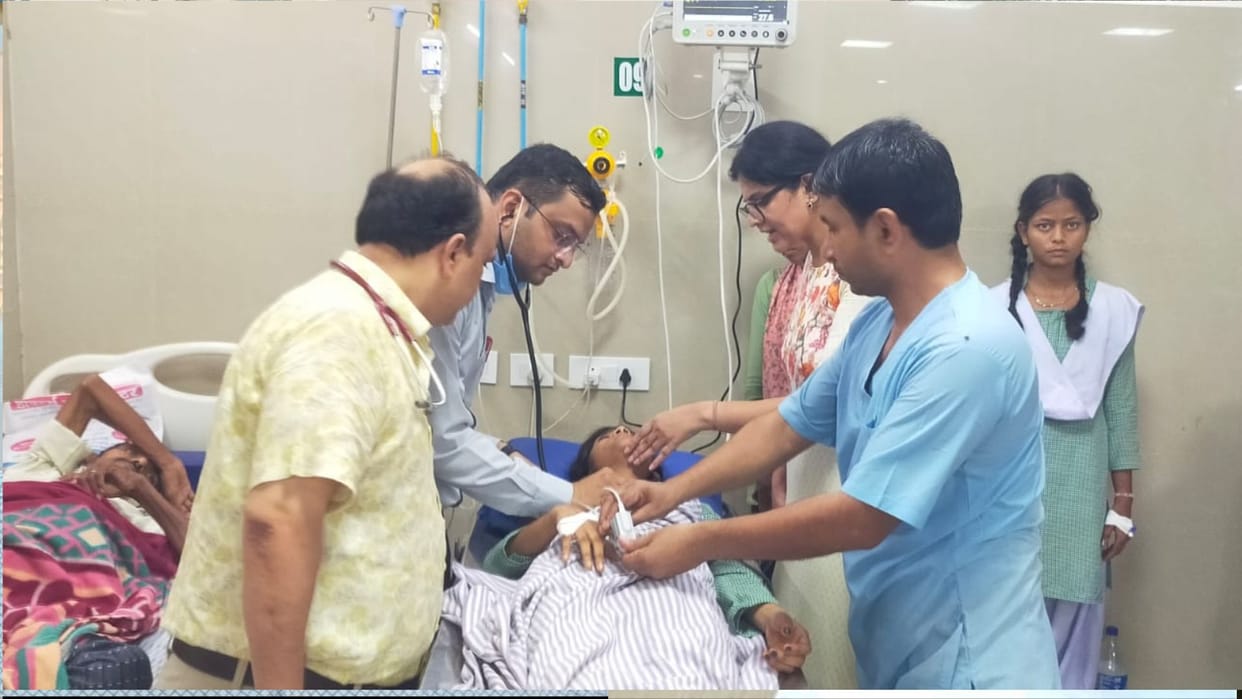 Female students fall ill after participating in the Tiranga Yatra in Deoria.