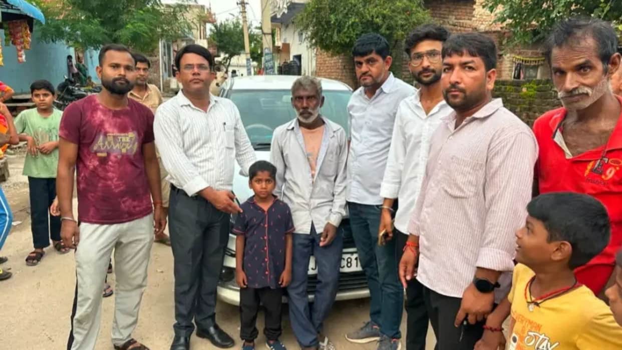 Five-Year-Old Boy Reunited With Father After Month-Long Search at Neem Ka Thana Station