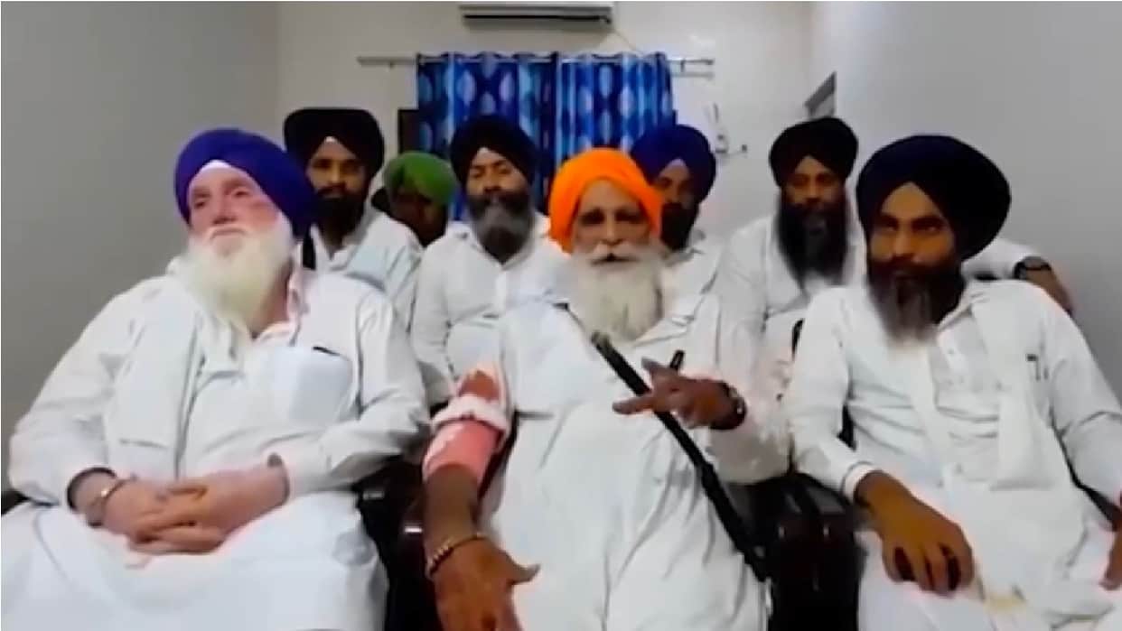 Uproar in Ambala Jhinda alleges betrayal lathi charge ordered just they were about to call off sit-in protest