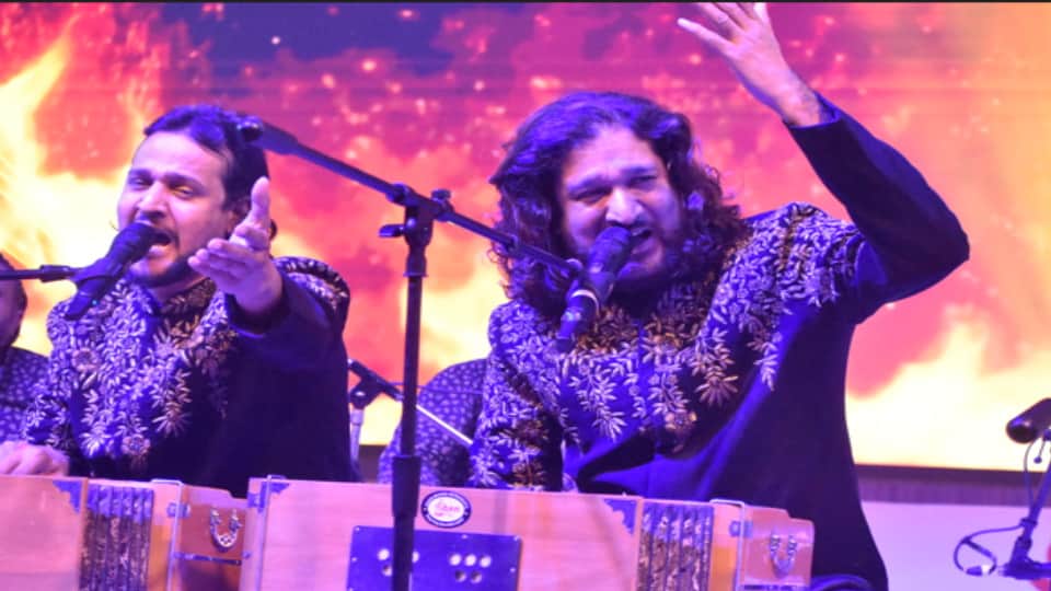 Meerut: Nizami Brothers Mesmerize Audience at Jashn-e-Azadi with Sufi Music, Poetry and Patriotic Performances