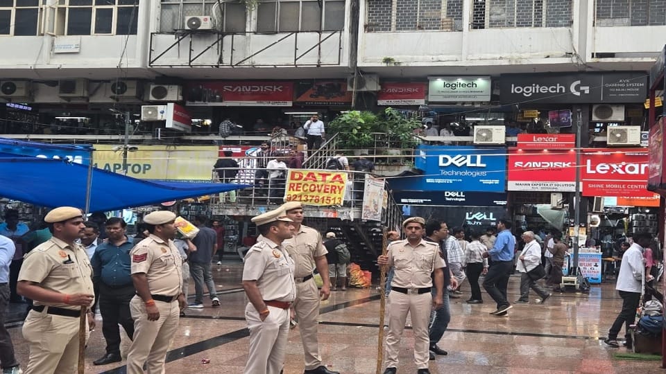 Police on high alert ahead of Independence Day conducted a search operation in Asia largest electronics market
