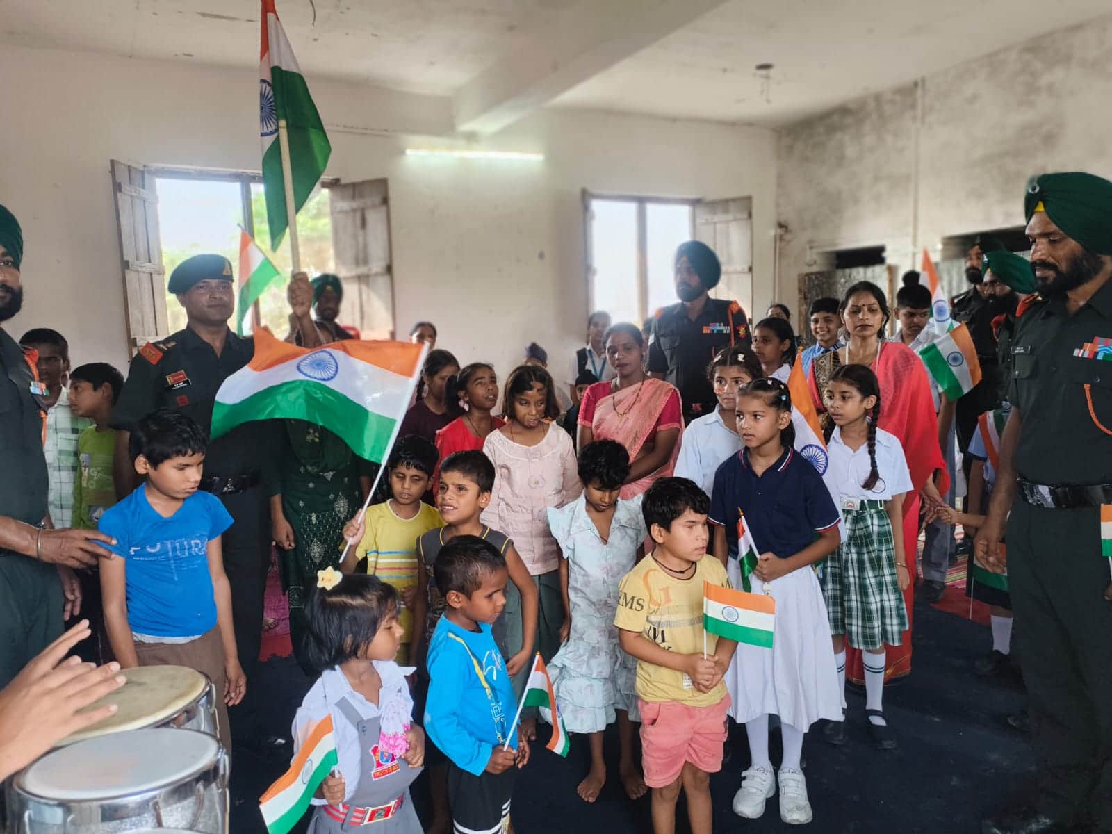 Tricolor Bike Rally Held Amid Rain, Army Personnel and Students Spread Patriotic Spirit