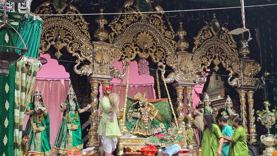 Hariyali Teej: Lakhs of Devotees Throng Vrindavan as Banke Bihari Temple Gears Up for Golden-Silver Swing Dars