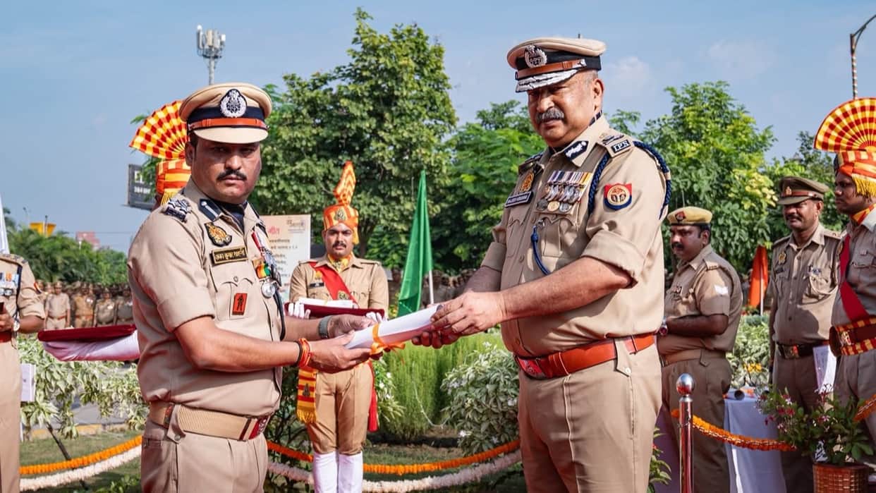 Bareilly DIG Ajay Kumar Sahani receives the President Gallantry Medal for the third time