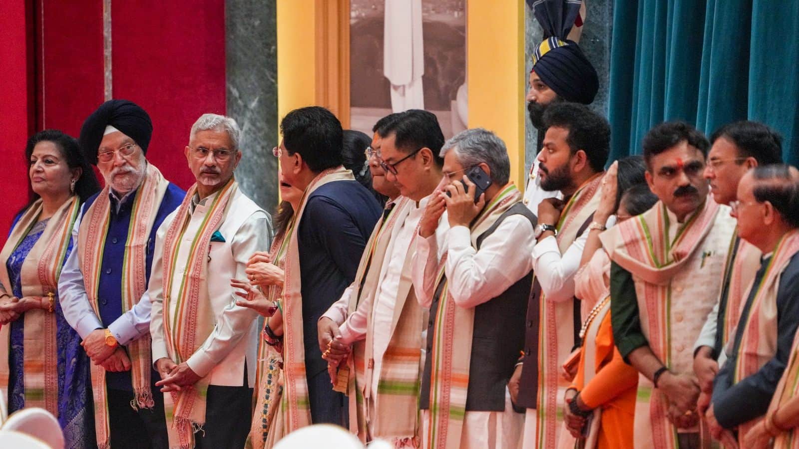 Independence Day At Home Reception at Rashtrapati Bhavan pm modi Droupadi Murmu
