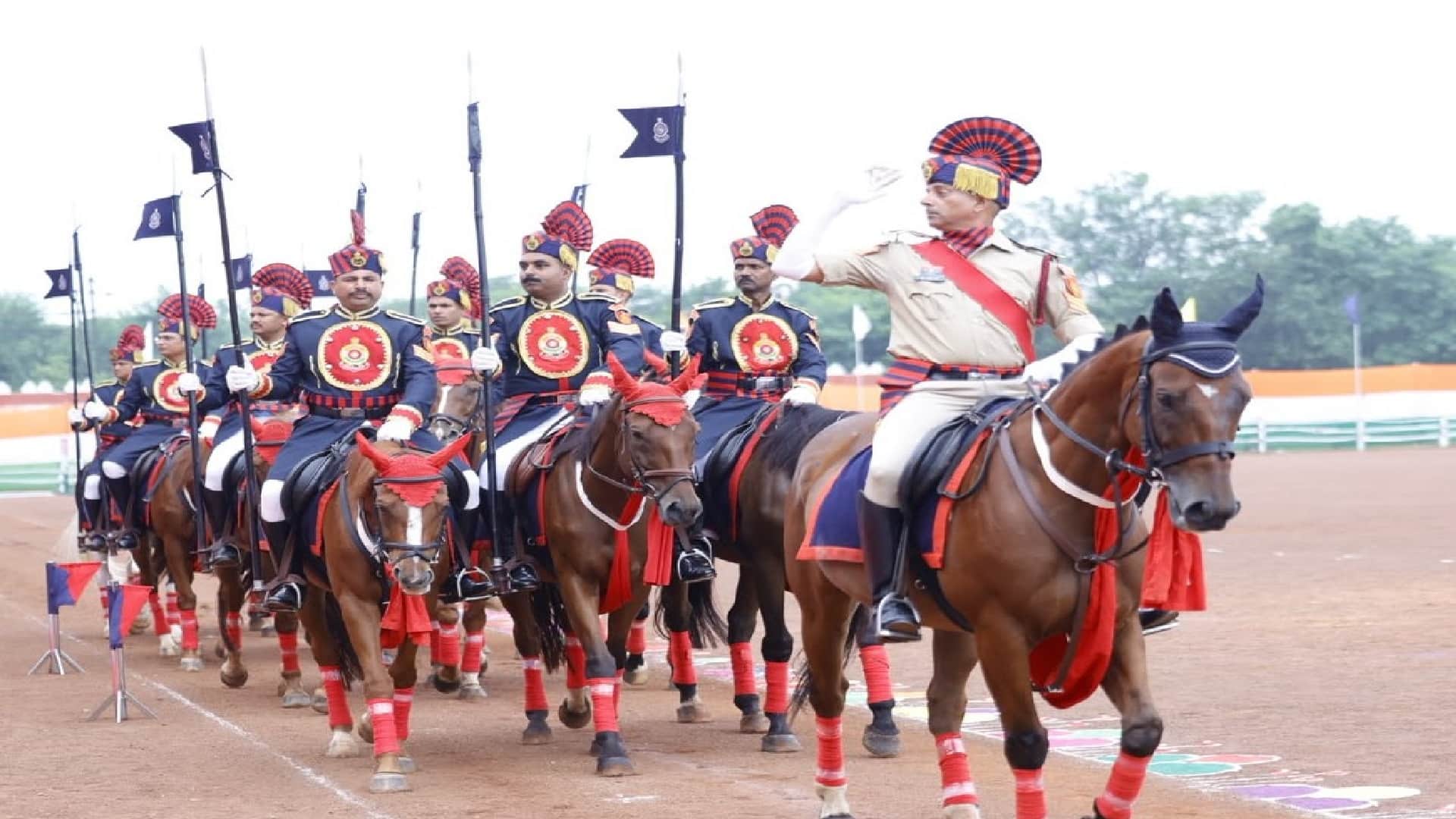 valor of horse riders, the rhythm of the women's bagpiper band and the thrilling performance of the dog squad