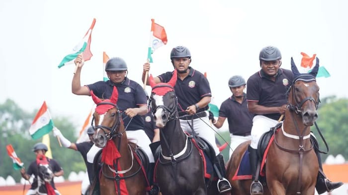 valor of horse riders, the rhythm of the women's bagpiper band and the thrilling performance of the dog squad