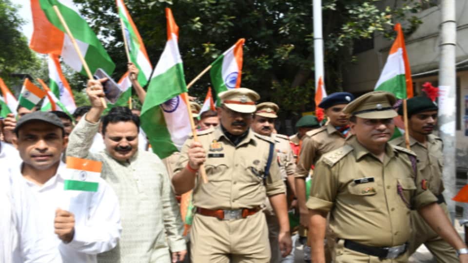 Tiranga Yatra Fills Baghpat with Patriotism on Independence Day Under Amar Ujala’s Maa Tujhe Pranam Campaign
