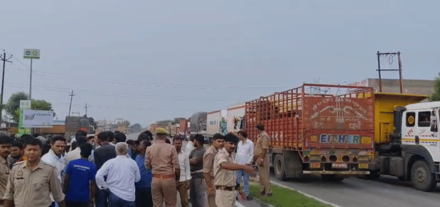Agra-Gwalior Highway Accident: Labourer Killed by Unknown Vehicle