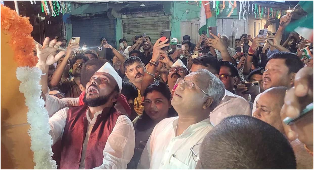 Purnia Celebrates Independence Day at Midnight: Tricolor Hoisted at 12:01 AM at Jhanda Chowk
